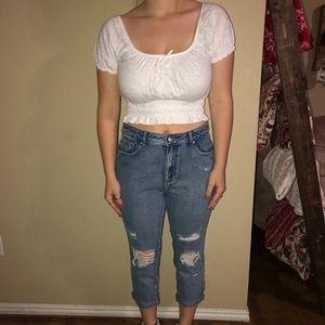 PACSUN White crop top and blue ripped mom jeans